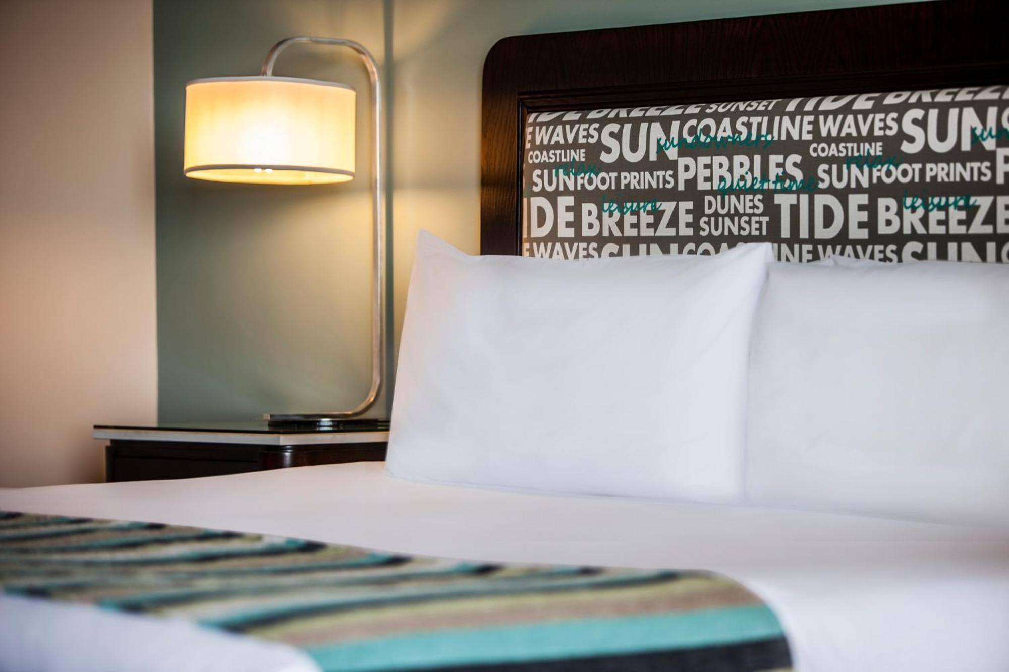 Garden Court East London Hotel Ngoại thất bức ảnh