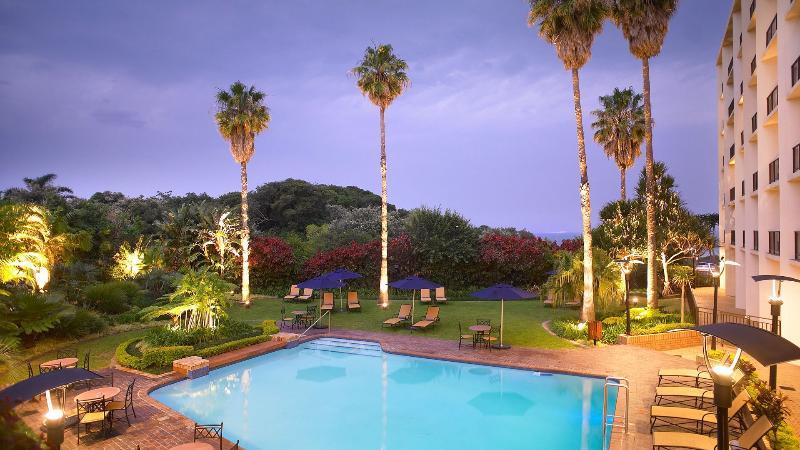 Garden Court East London Hotel Ngoại thất bức ảnh